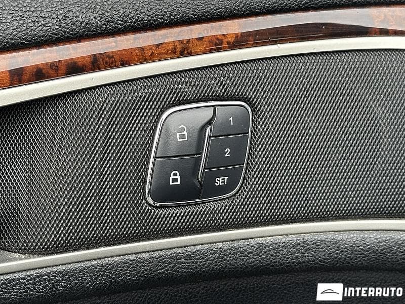 2017 Lincoln MKZ — Miniatură 19