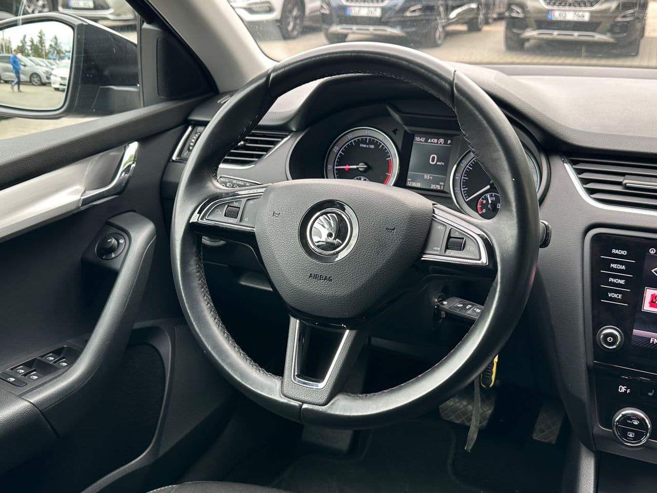 Skoda Octavia 2019 — Миниатюра 9