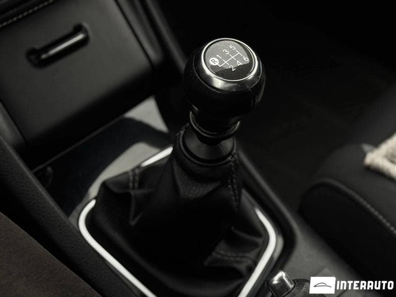 Toyota Auris 2016 — Миниатюра 12
