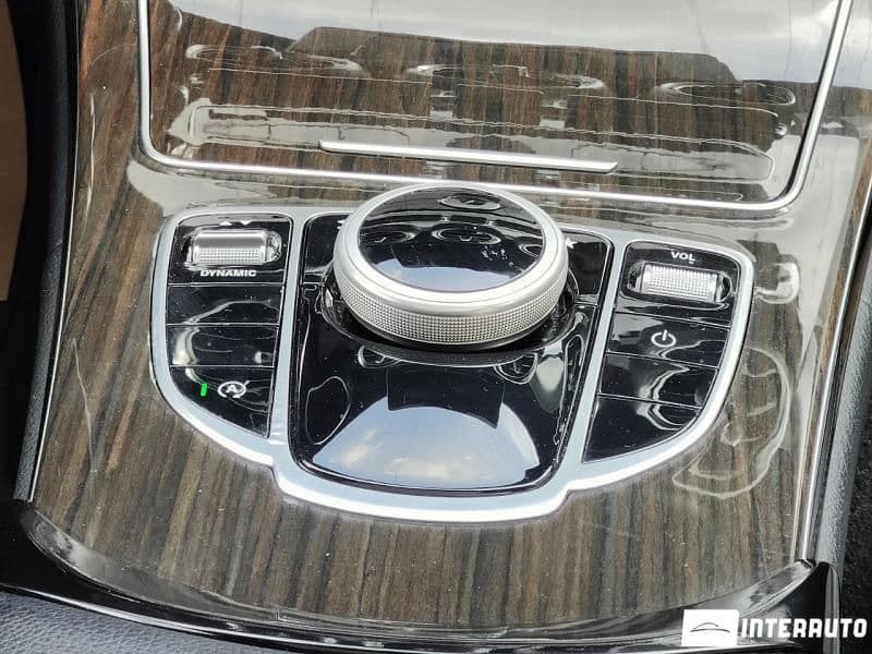 Mercedes C 300 2017 — Миниатюра 14
