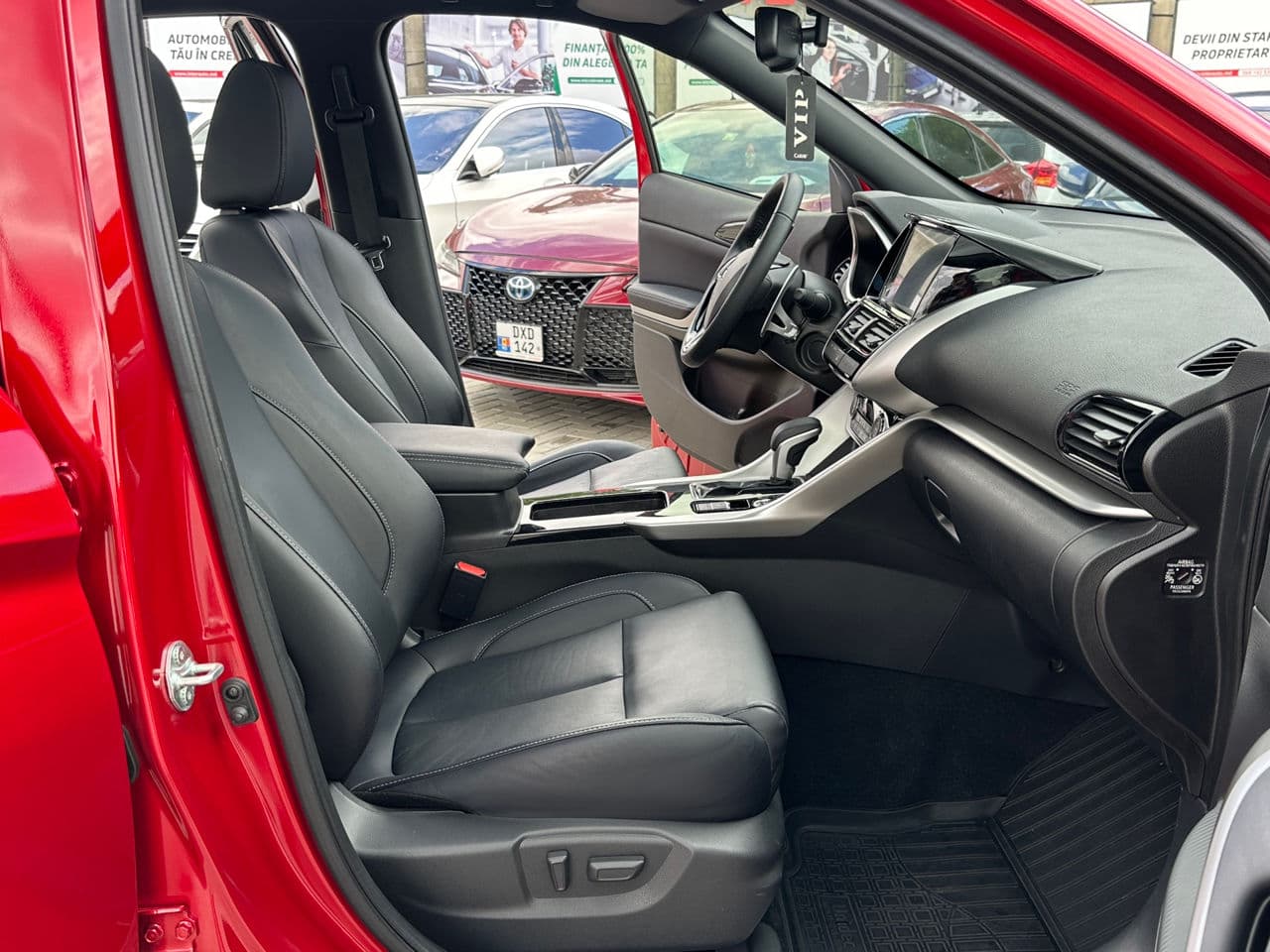 Mitsubishi Eclipse Cross 2023 — Миниатюра 18
