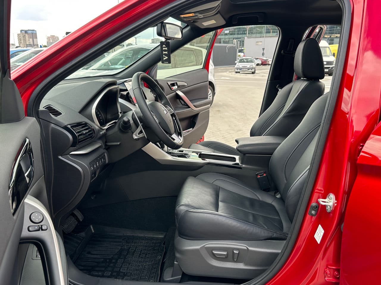 Mitsubishi Eclipse Cross 2023 — Миниатюра 5
