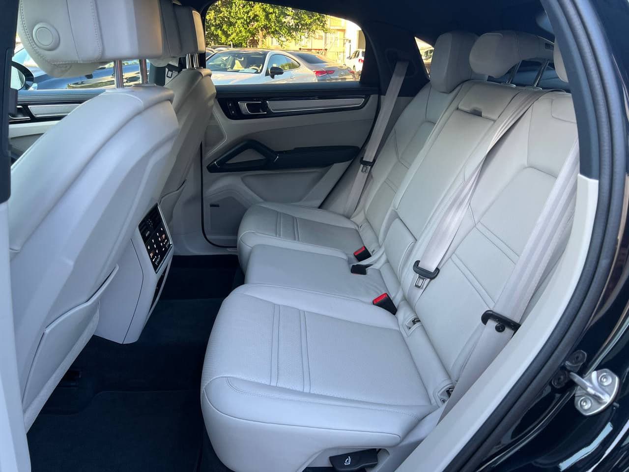 Porsche Cayenne Coupe 2022 — Миниатюра 22
