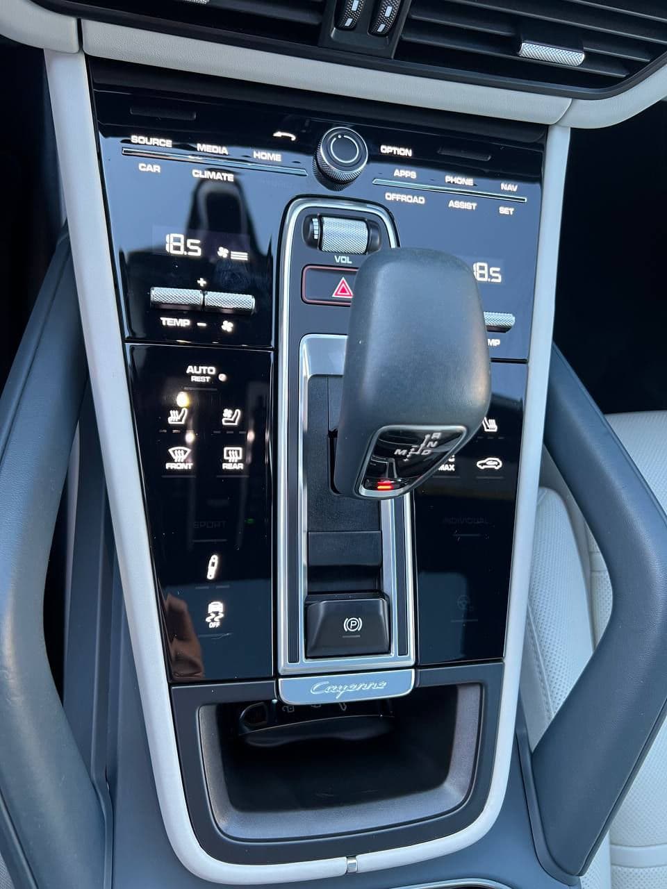 Porsche Cayenne Coupe 2022 — Миниатюра 17