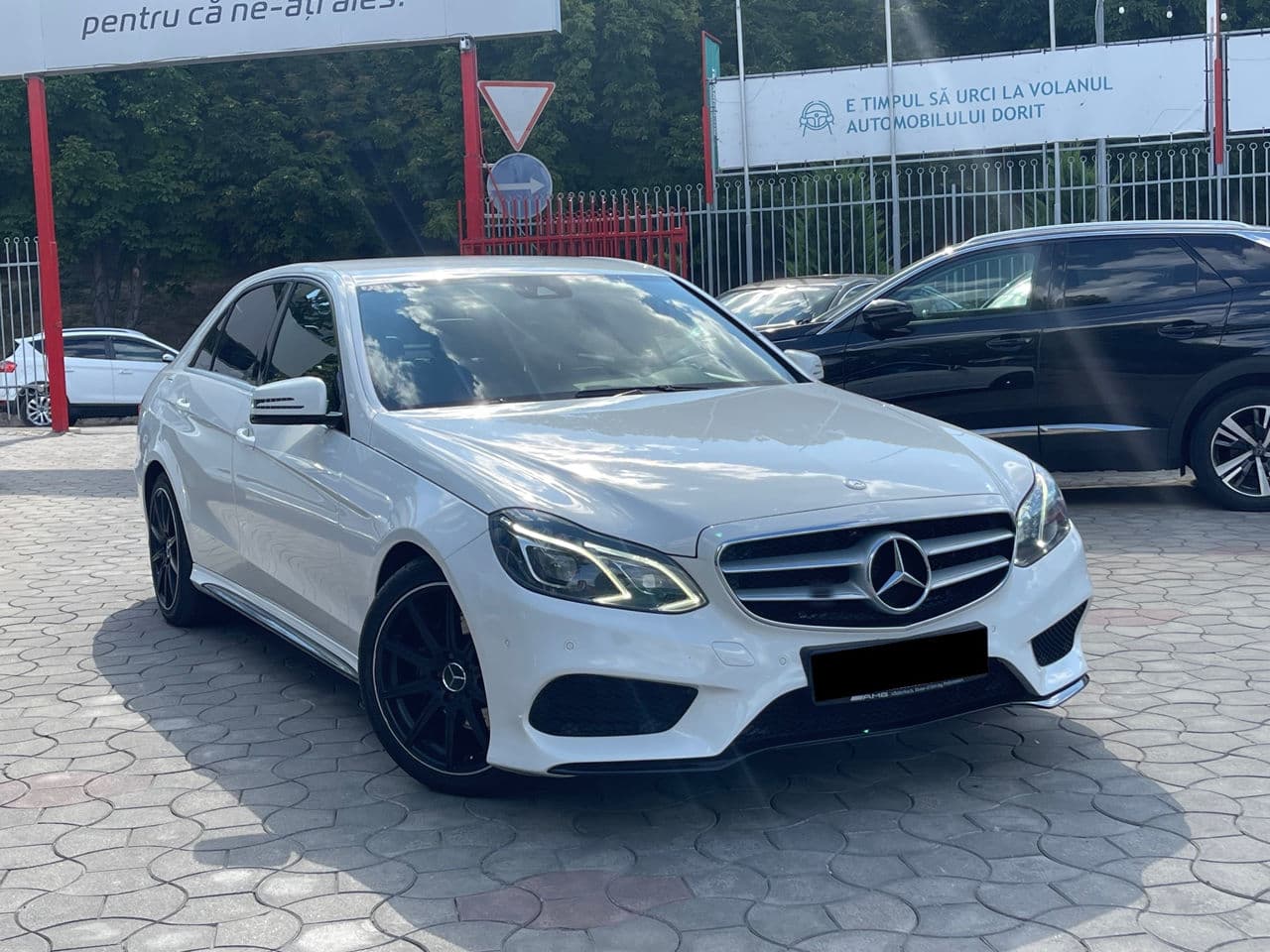 Mercedes E 200 2013 — Миниатюра 4