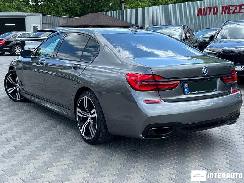 BMW 740 2016 — Миниатюра 4