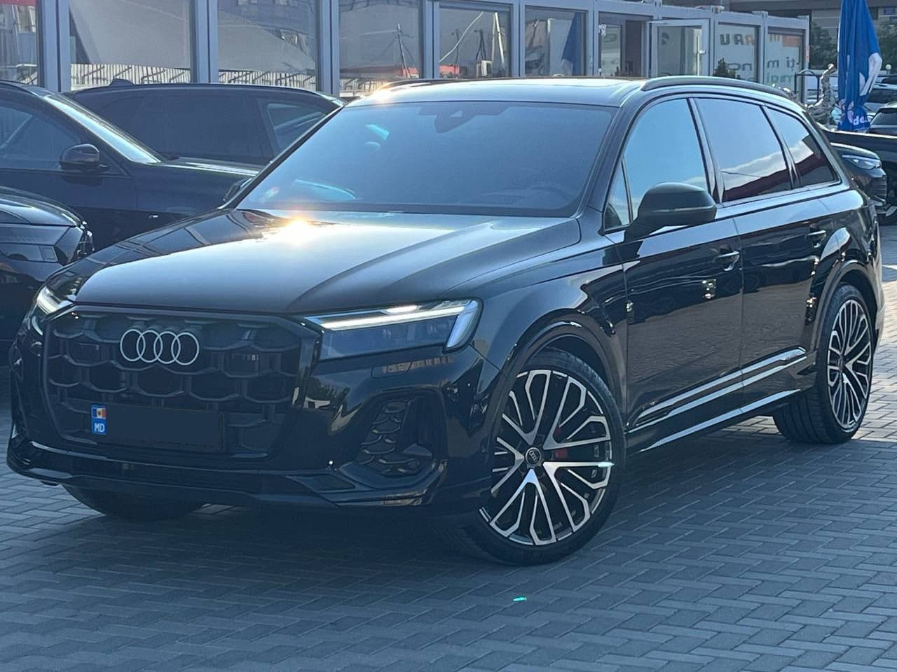 Audi Q7 2024 — Миниатюра 3
