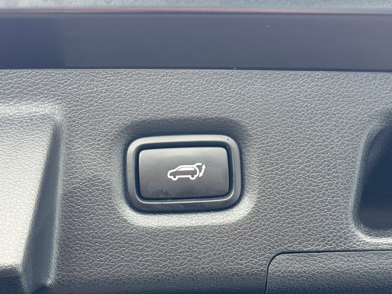 Hyundai Santa Fe 2019 — Миниатюра 23