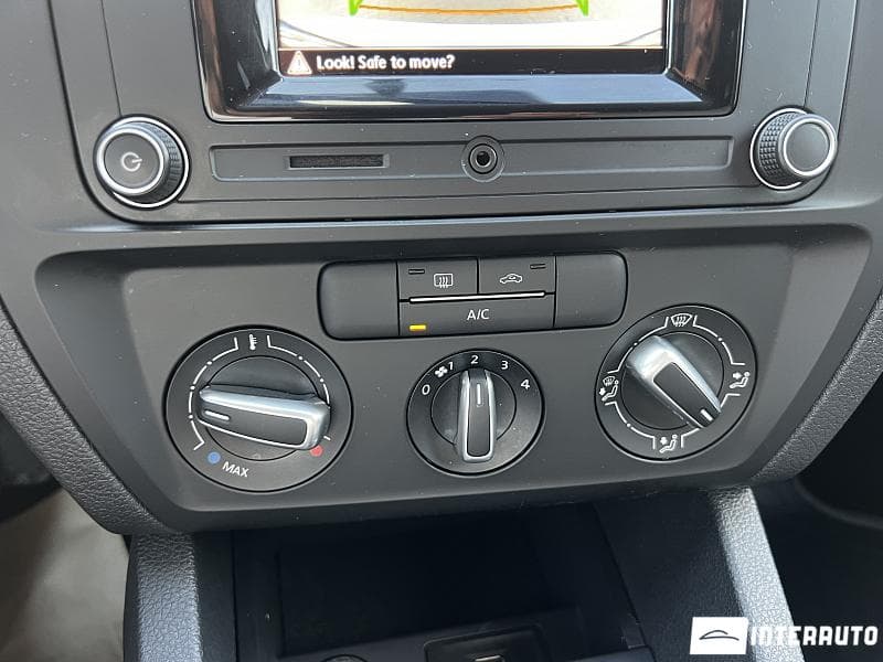2017 Volkswagen Jetta — Miniatură 13