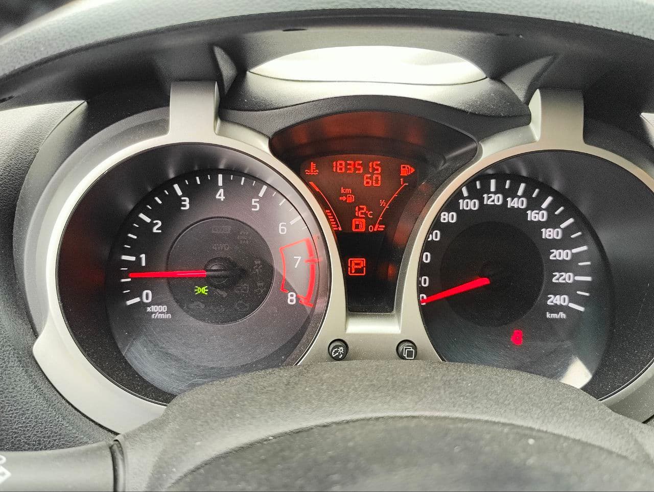 Nissan Juke 2011 — Миниатюра 12