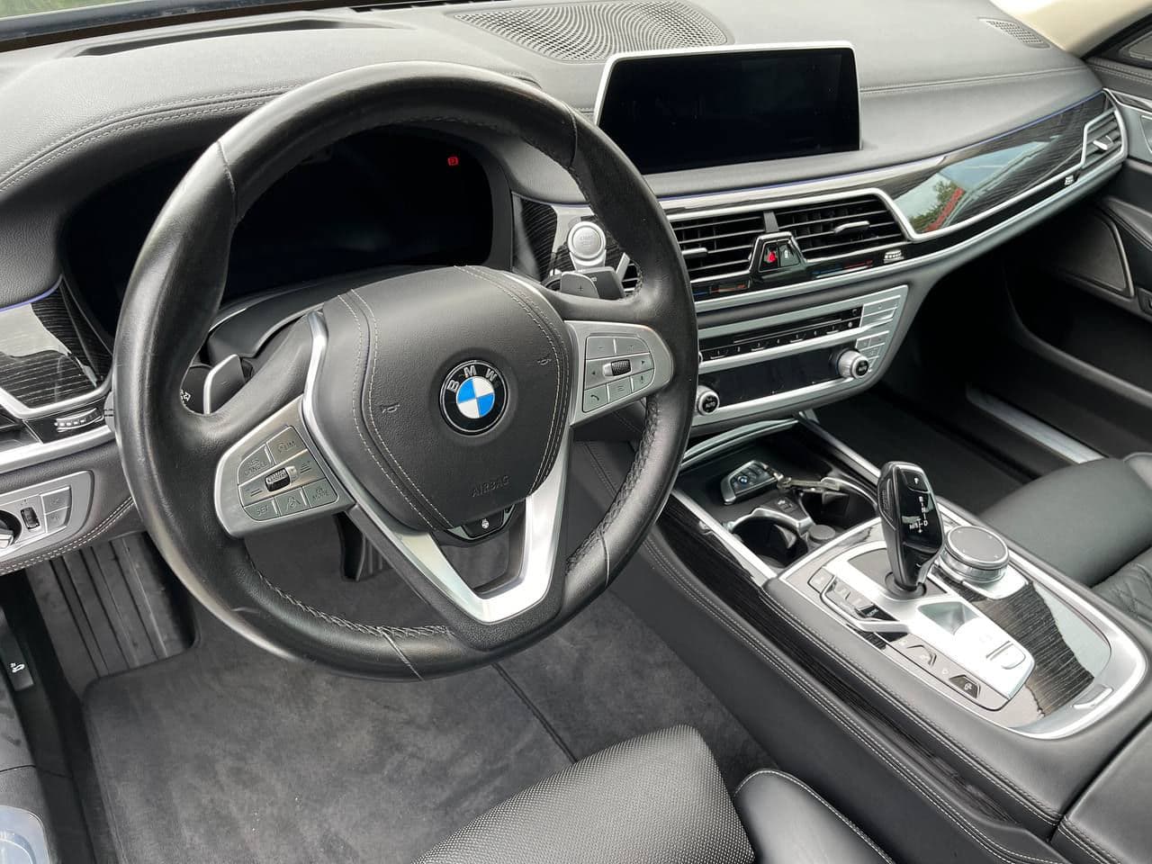 BMW 745e 2020 — Миниатюра 7
