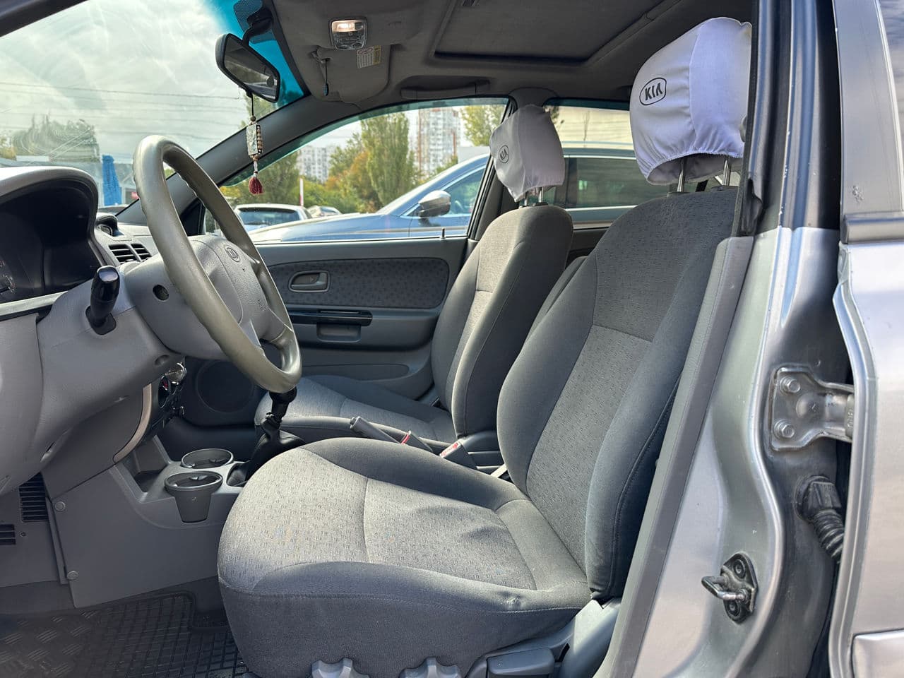 Kia Rio 2004 — Миниатюра 5