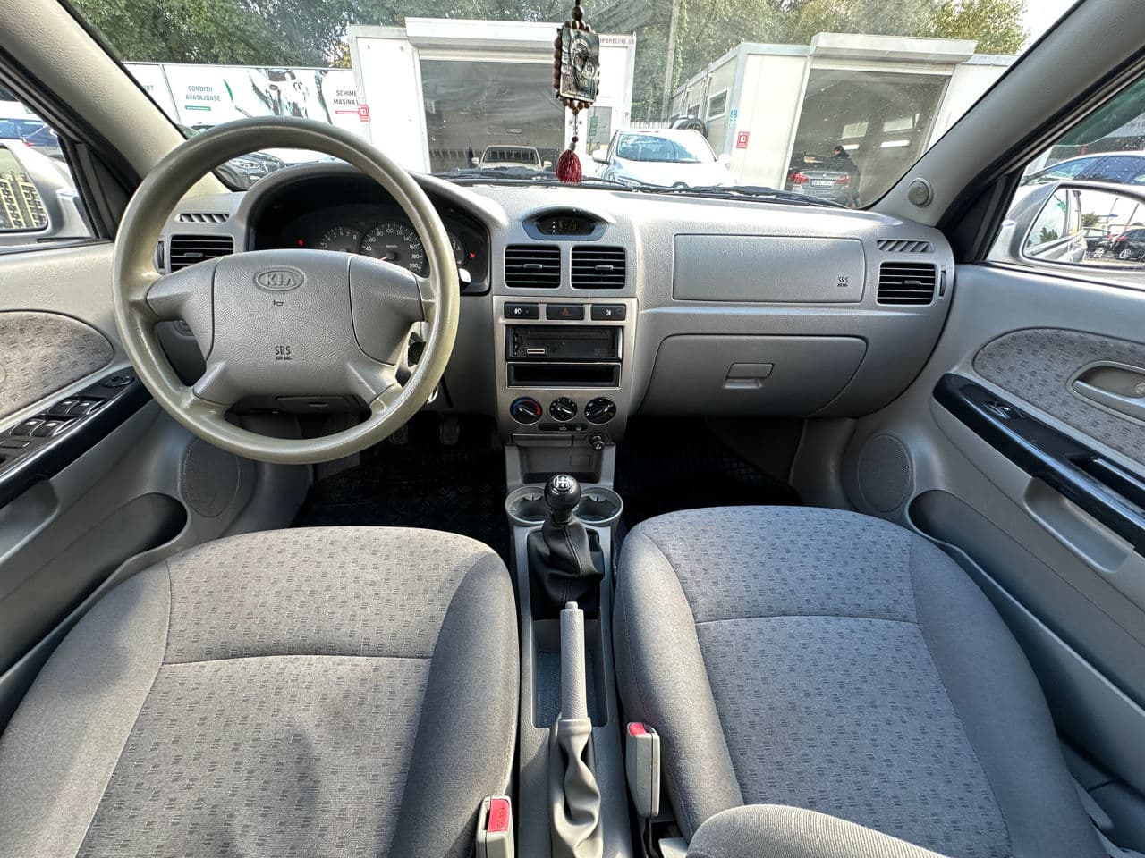 Kia Rio 2004 — Миниатюра 12