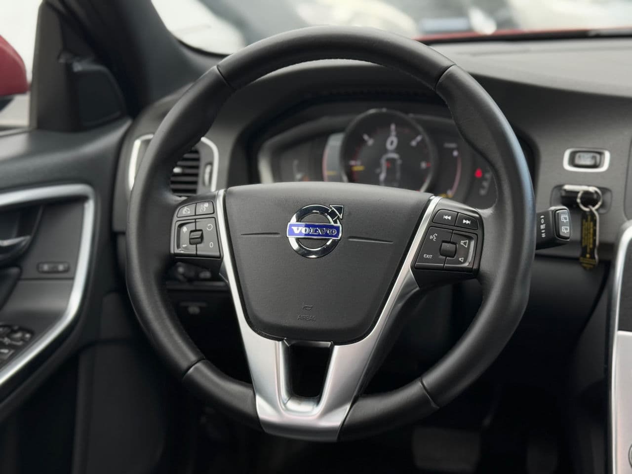 Volvo V 60 2016 — Миниатюра 7