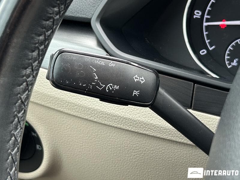 Skoda Superb 2017 — Миниатюра 9