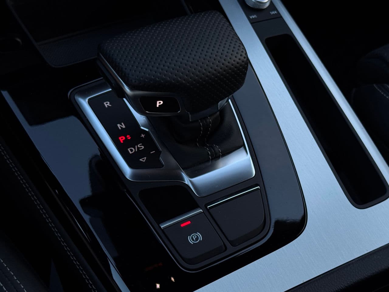 Audi Q5 2022 — Миниатюра 13