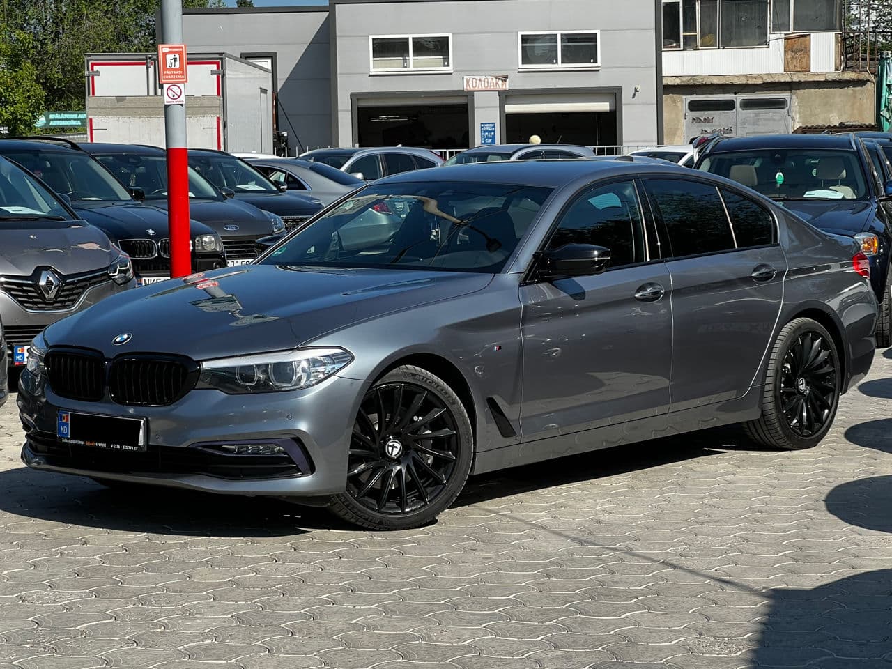 BMW 525