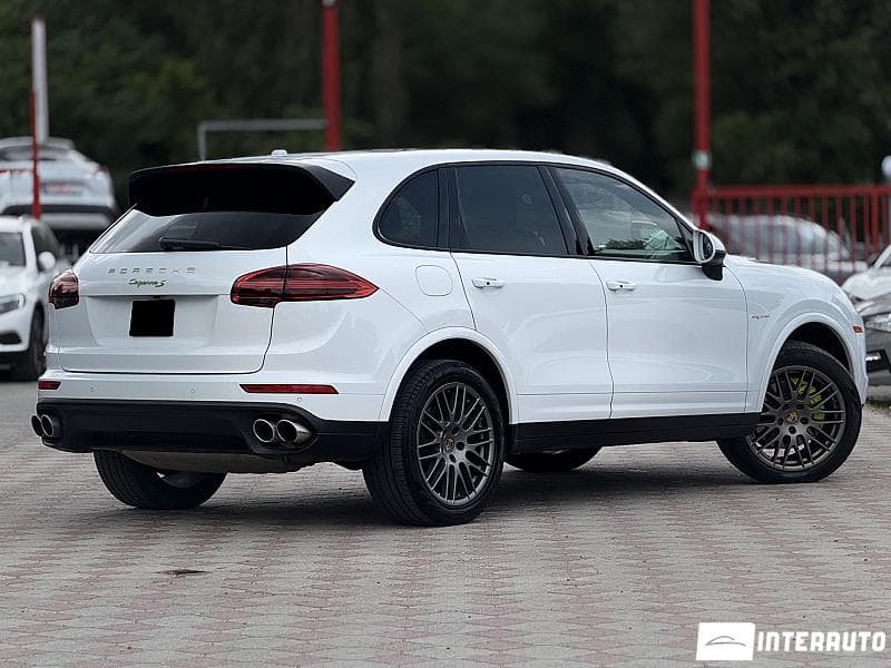 Porsche Cayenne S Hybrid 2017 — Миниатюра 2
