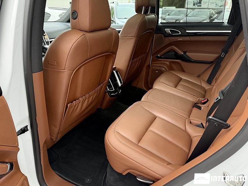 Porsche Cayenne S Hybrid 2017 — Миниатюра 20