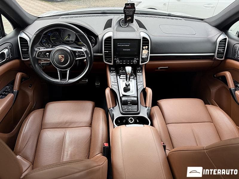 Porsche Cayenne S Hybrid 2017 — Миниатюра 11