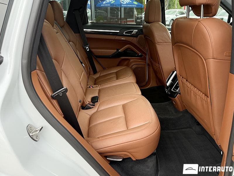 Porsche Cayenne S Hybrid 2017 — Миниатюра 21