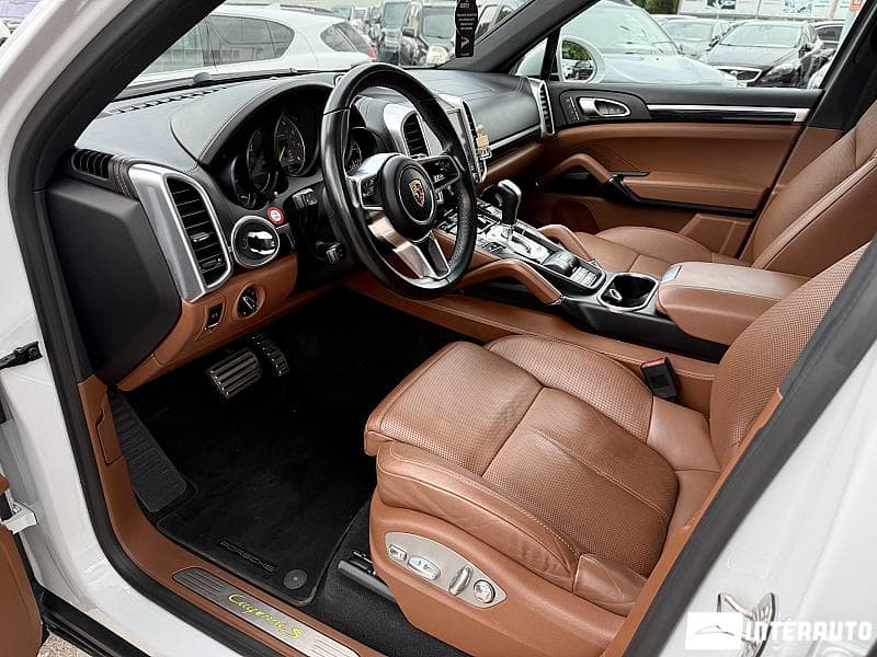 Porsche Cayenne S Hybrid 2017 — Миниатюра 7