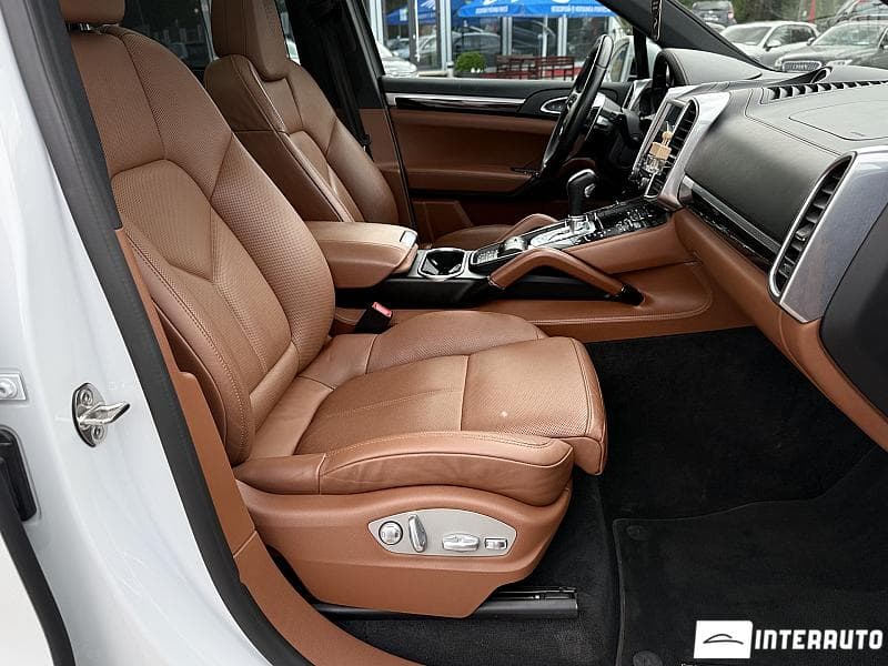 Porsche Cayenne S Hybrid 2017 — Миниатюра 19