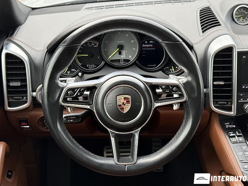 Porsche Cayenne S Hybrid 2017 — Миниатюра 13