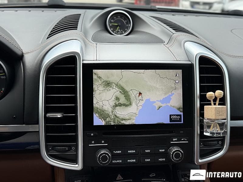 Porsche Cayenne S Hybrid 2017 — Миниатюра 17