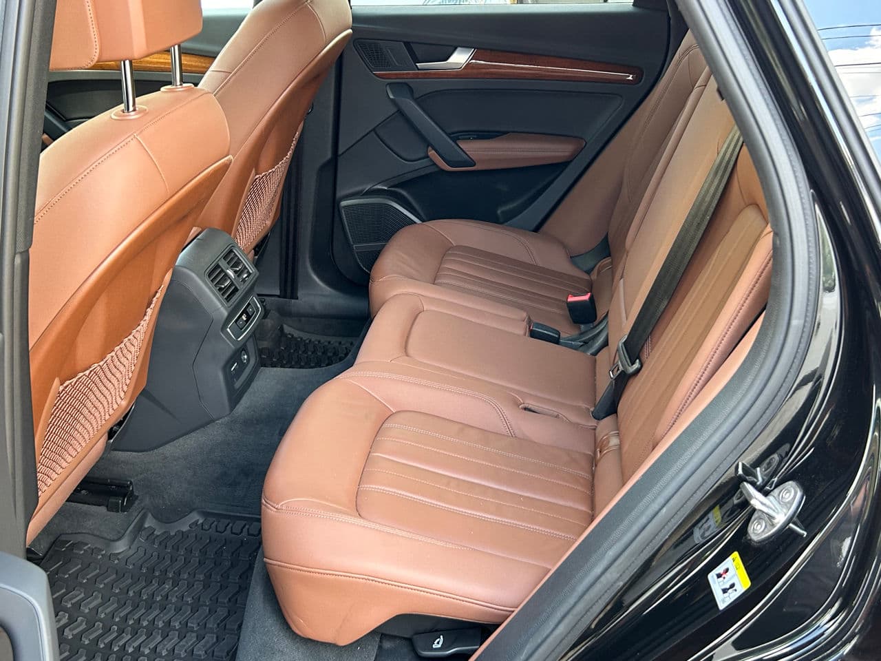 Audi Q5 2023 — Миниатюра 22