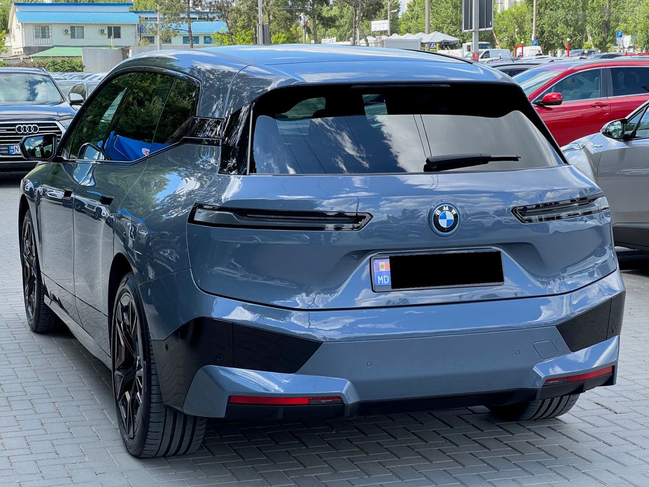 BMW iX M60 2022 — Миниатюра 4