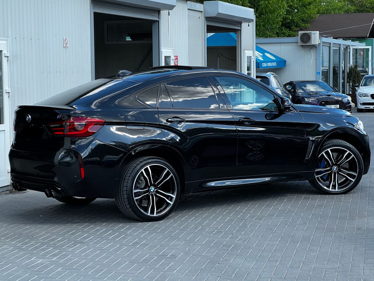 BMW X6M 2015 — Миниатюра 3