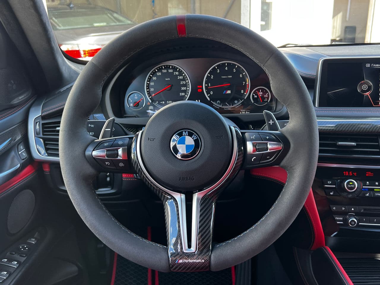 BMW X6M 2015 — Миниатюра 15