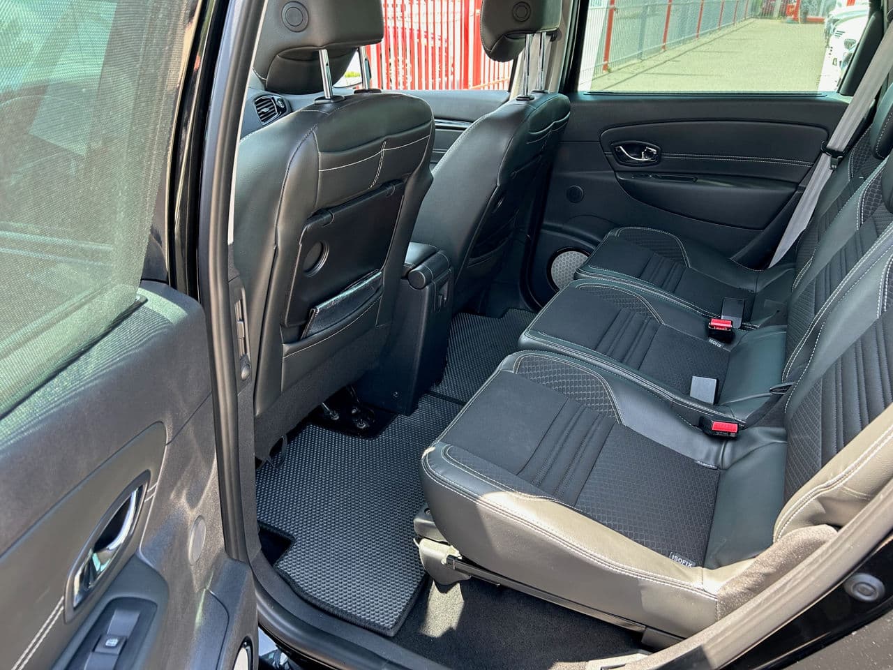 Renault Grand Scenic 2014 — Миниатюра 17