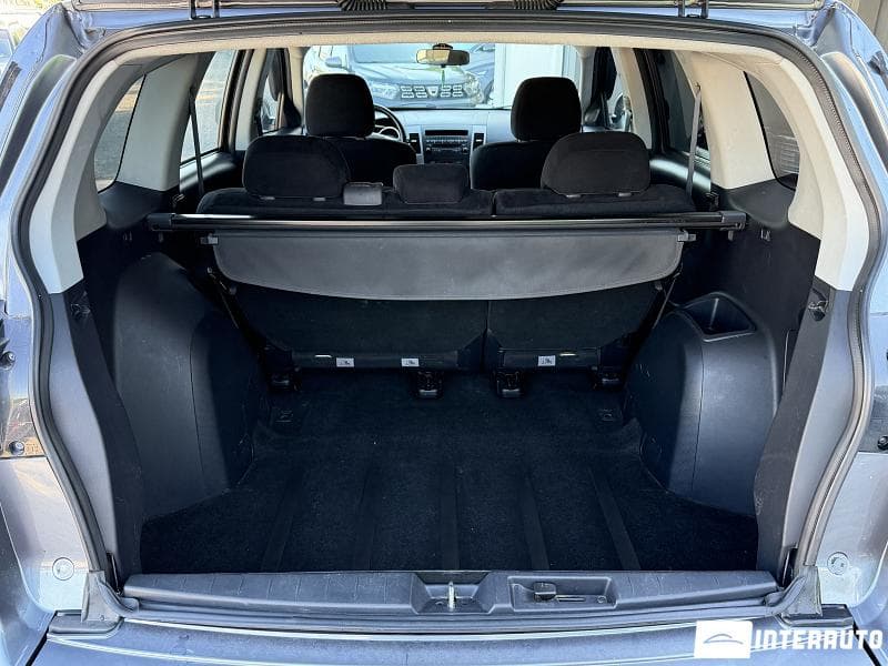 Mitsubishi Outlander XL 2011 — Миниатюра 18