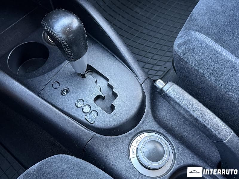 Mitsubishi Outlander XL 2011 — Миниатюра 13