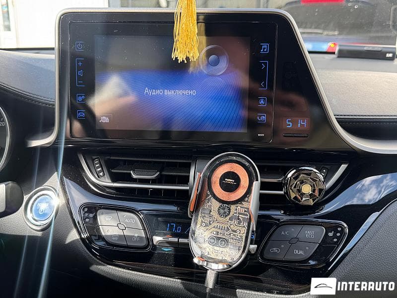Toyota C-HR 2019 — Миниатюра 10