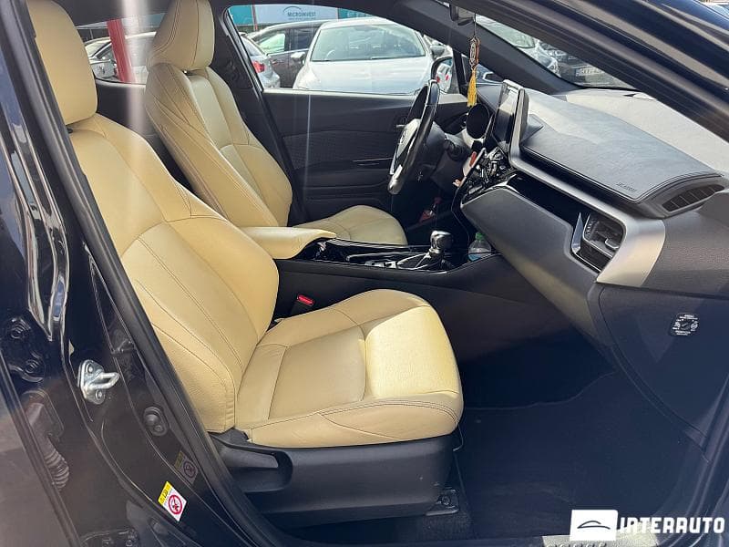 Toyota C-HR 2019 — Миниатюра 14