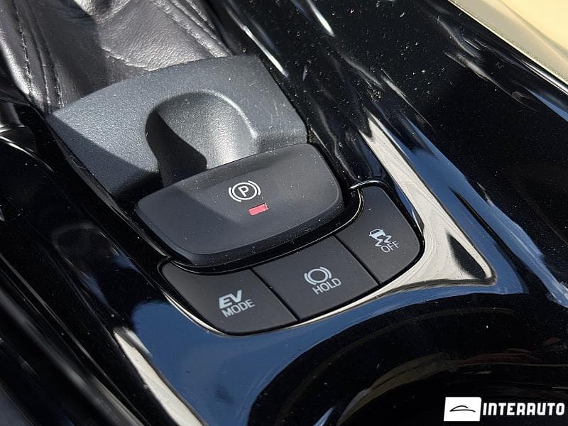Toyota C-HR 2019 — Миниатюра 13