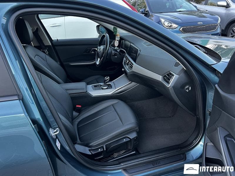 BMW 330E 2019 — Миниатюра 14