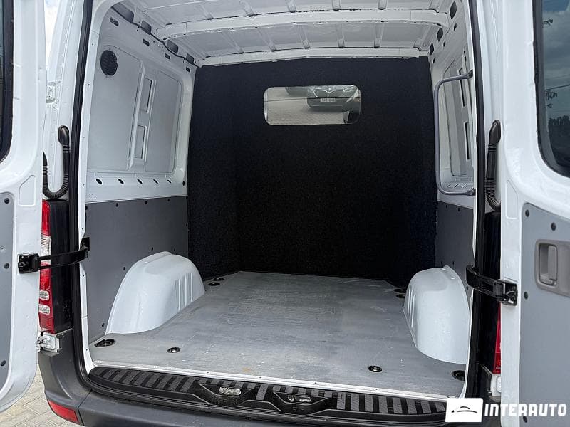 2015 Mercedes Sprinter — Miniatură 15