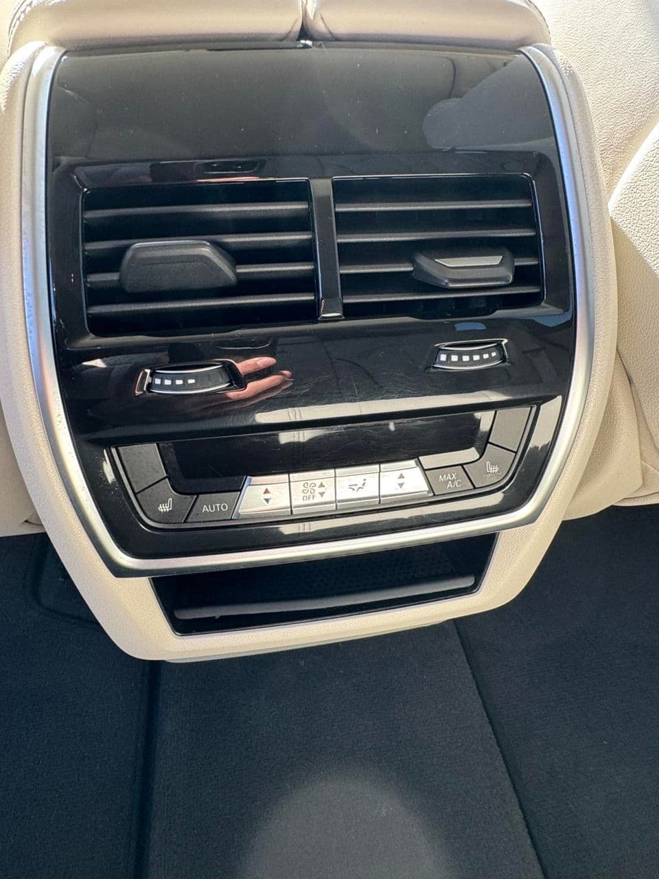 2023 BMW X5 5.0e — Miniatură 9