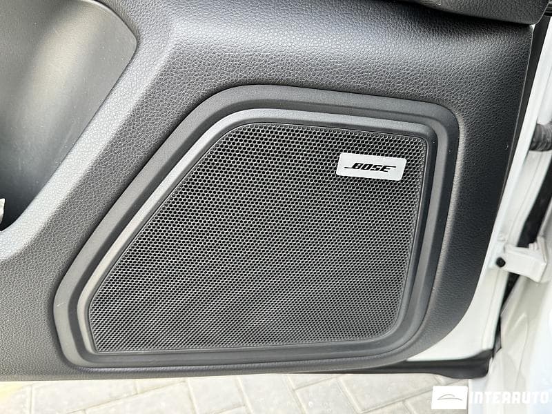 Porsche Macan 2016 — Миниатюра 24