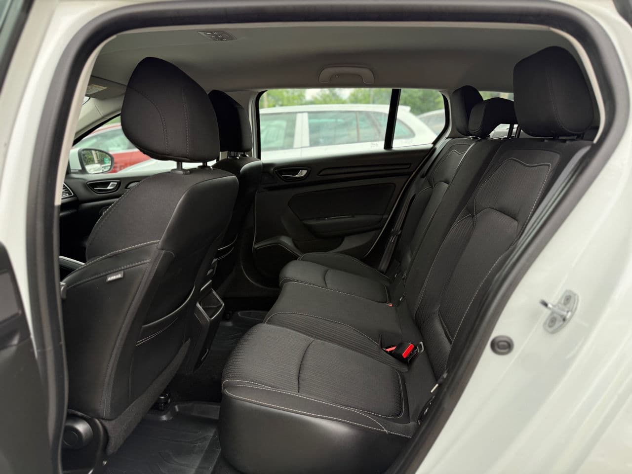 2019 Renault Megane — Miniatură 14