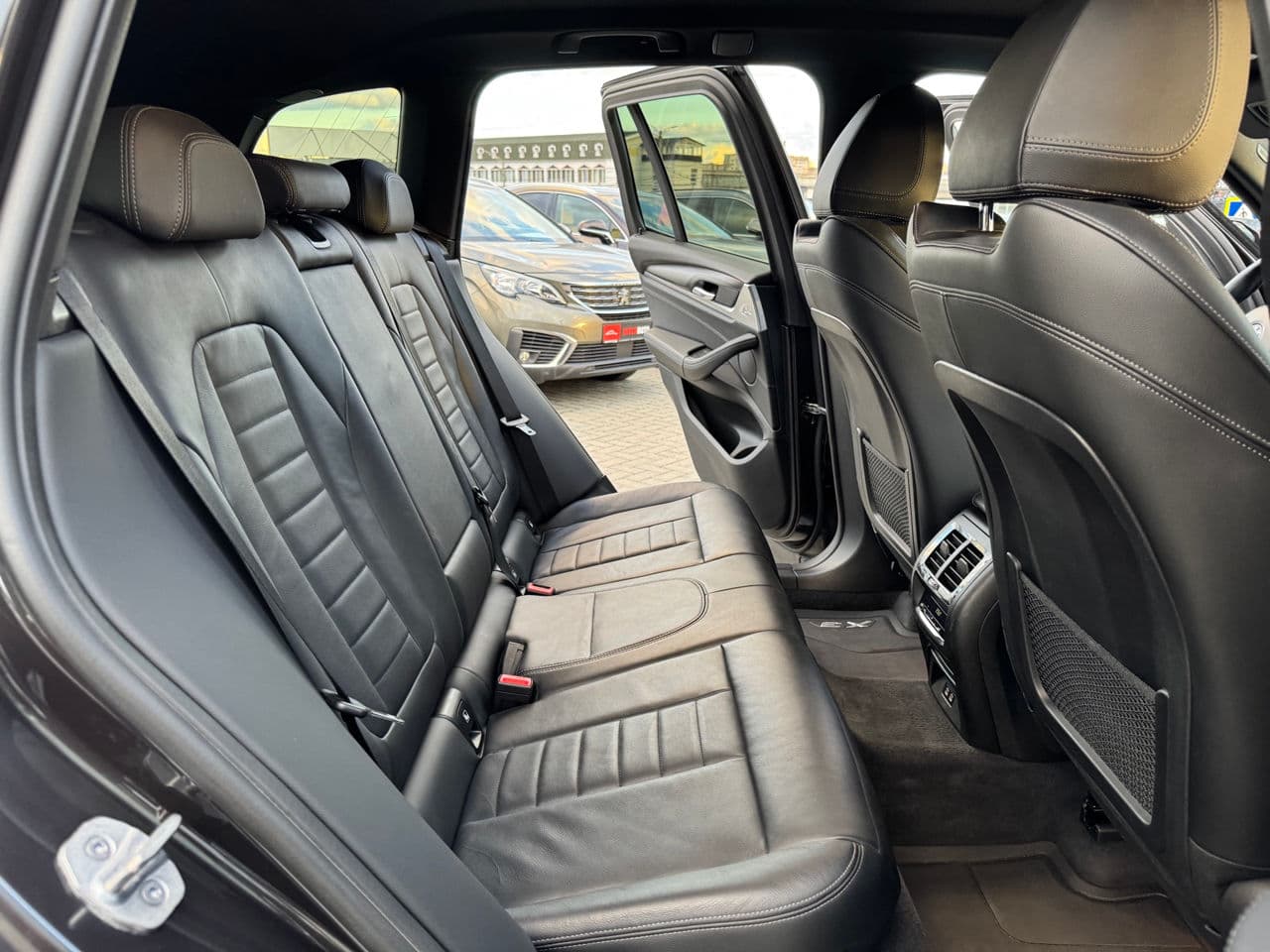 BMW X3 2.0D 2021 — Миниатюра 15
