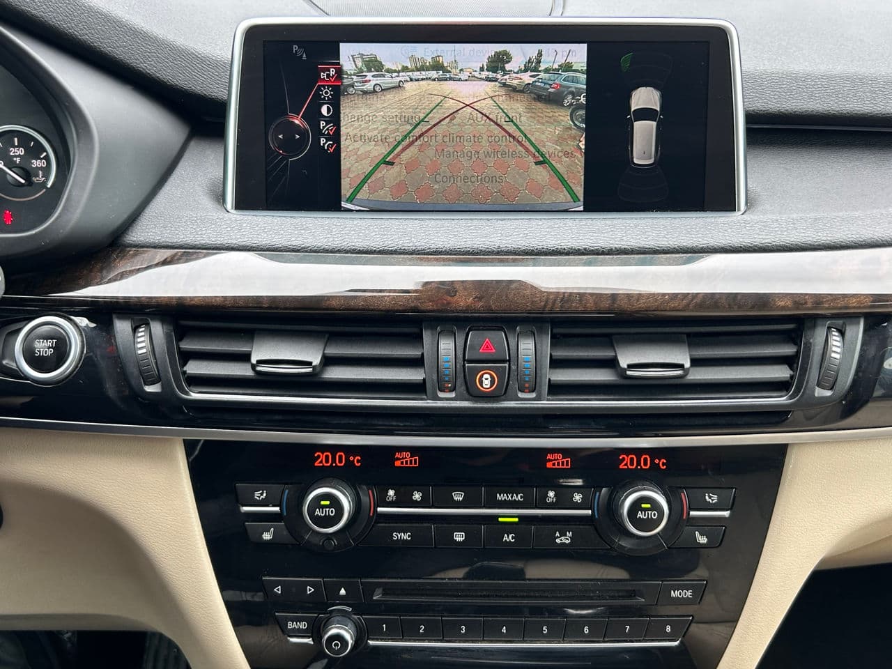 2016 BMW X5 4.0e — Miniatură 14