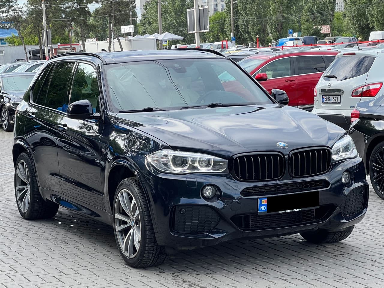 2017 BMW X5 4.0e — Miniatură 3
