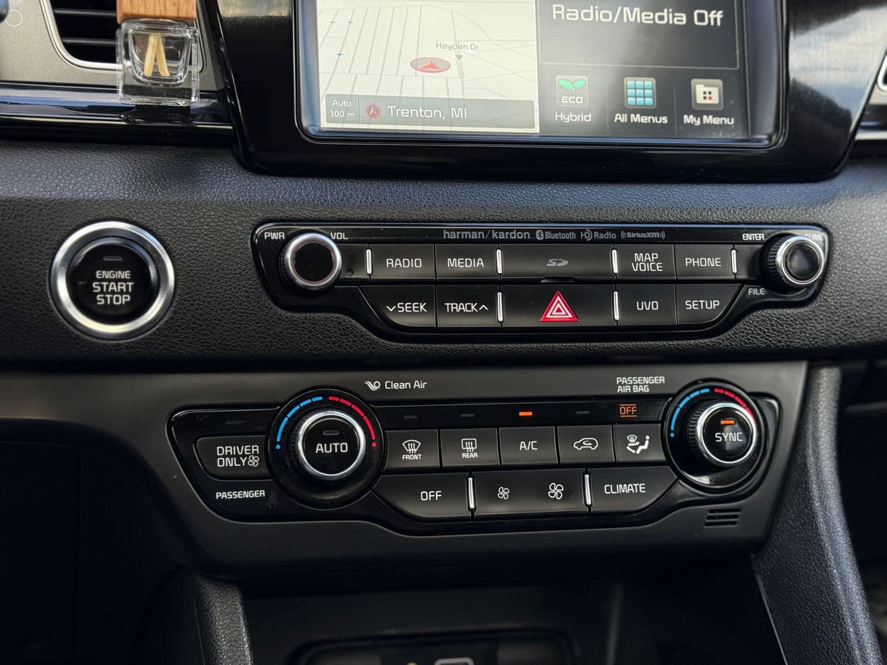 Kia Niro 2018 — Миниатюра 15