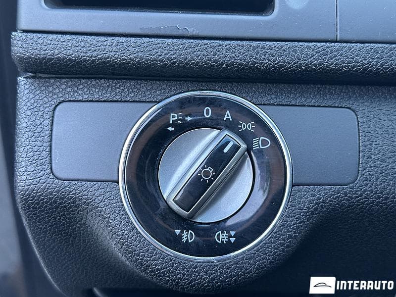 Mercedes C 250 2009 — Миниатюра 17