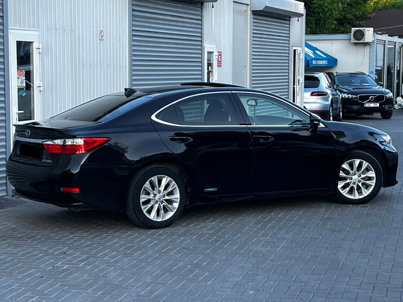 Lexus ES 300h 2015 — Миниатюра 2